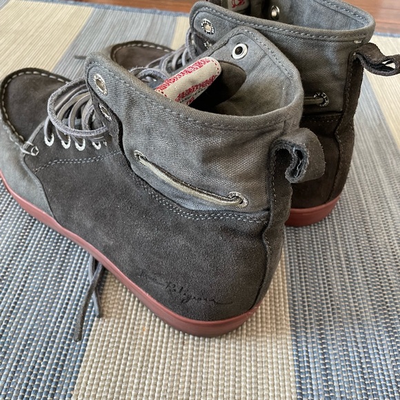 Original True Religion Suede Hitop shoes size 9 - Picture 3 of 4
